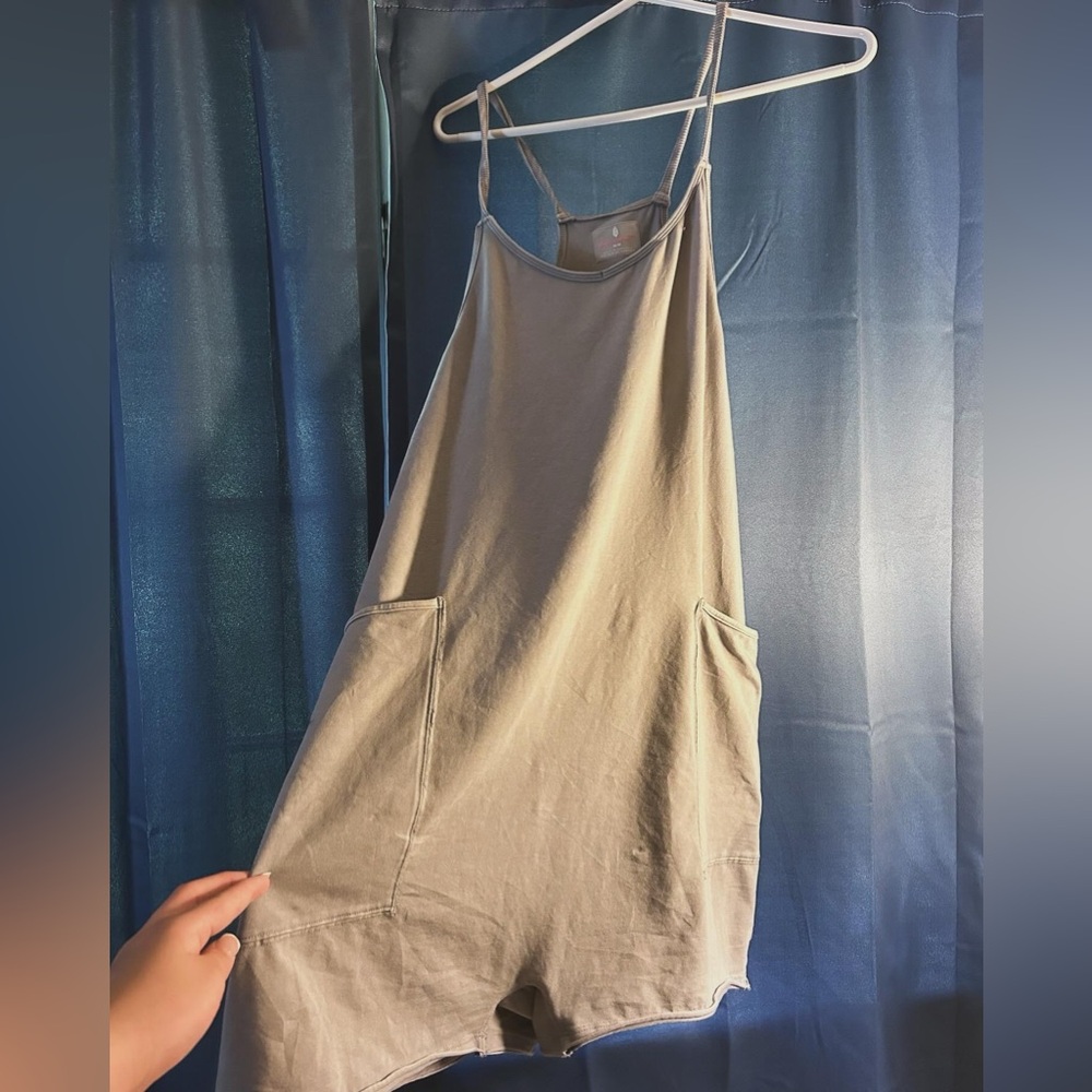 FREE PEOPLE ROMPER size medium